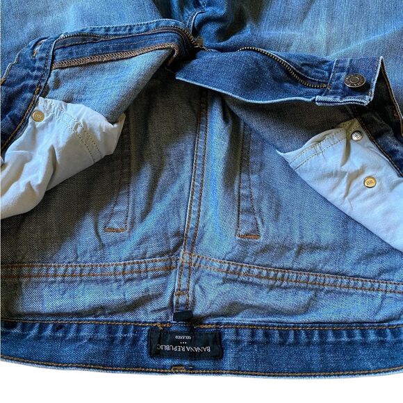 Banana Republic Men's Relaxed Fit Jeans Size 36x30 Blue Faded Light Distress - Picture 12 of 16